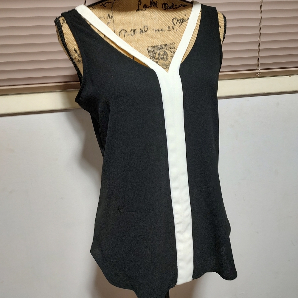 Candie's Elegant Black and White Tank Top